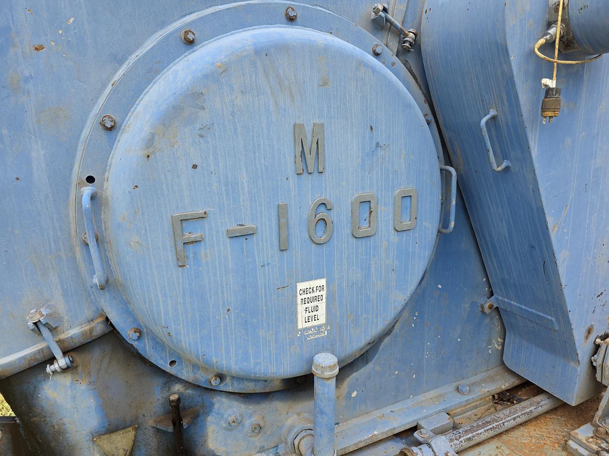 Used Skytop Brewster N-46 900 HP Drilling Rig
