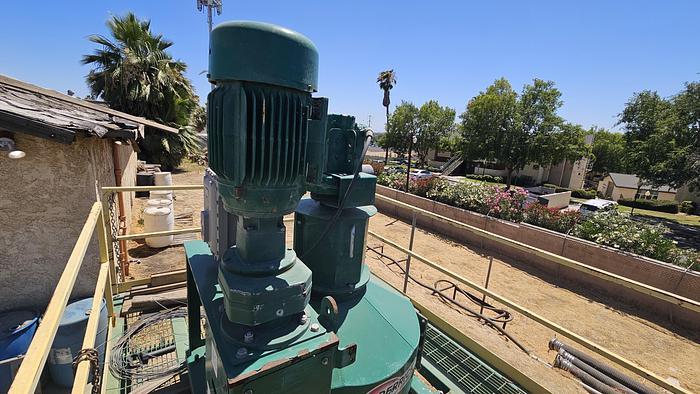 Used Derrick Vacuum Degasser