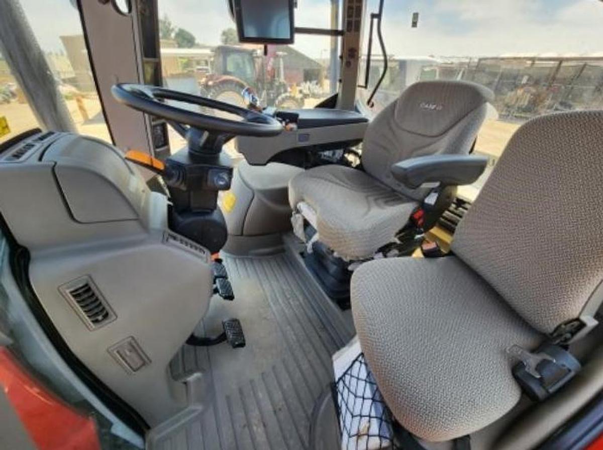 Used 2022 CASE PUMA 220