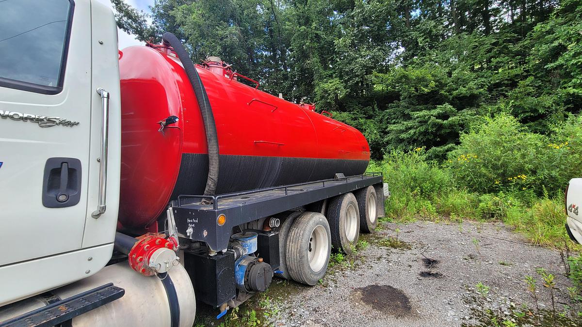 Used 2011 International WorkStar Vacuum Truck