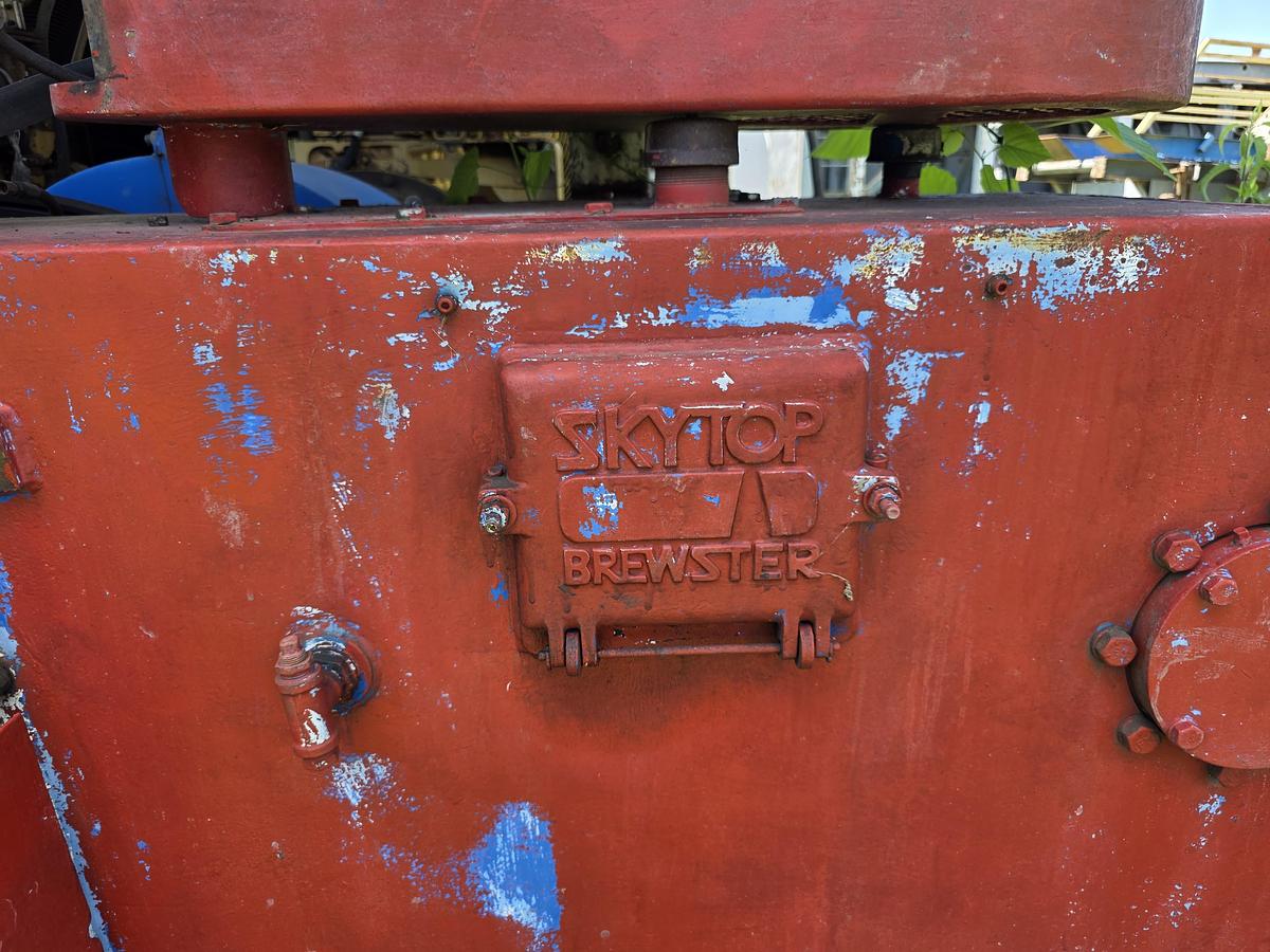 Used Skytop Brewster N-46 900 HP Drilling Rig