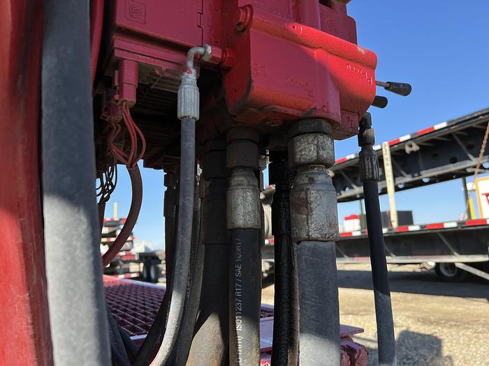 Used 2013 Hawker Pipe Handler