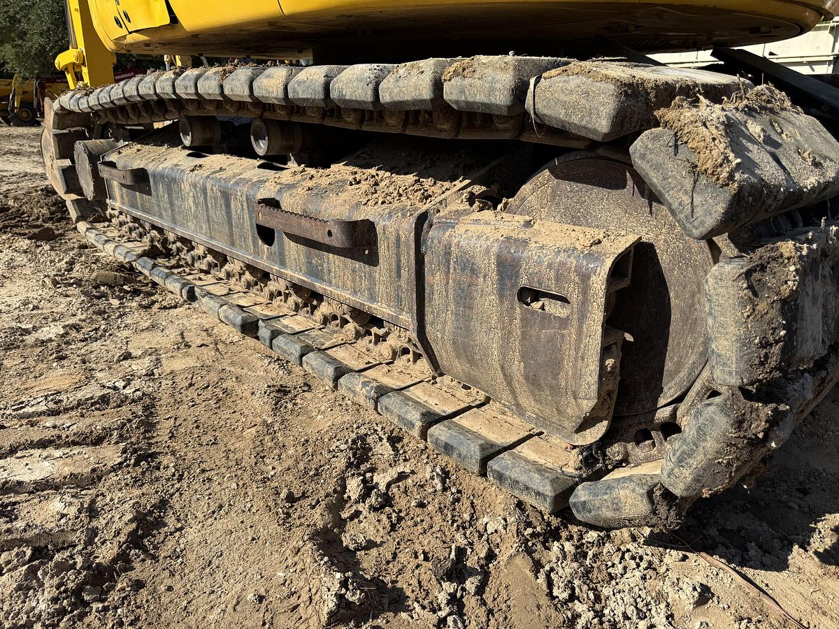 Used 2022 KOMATSU PC138-11