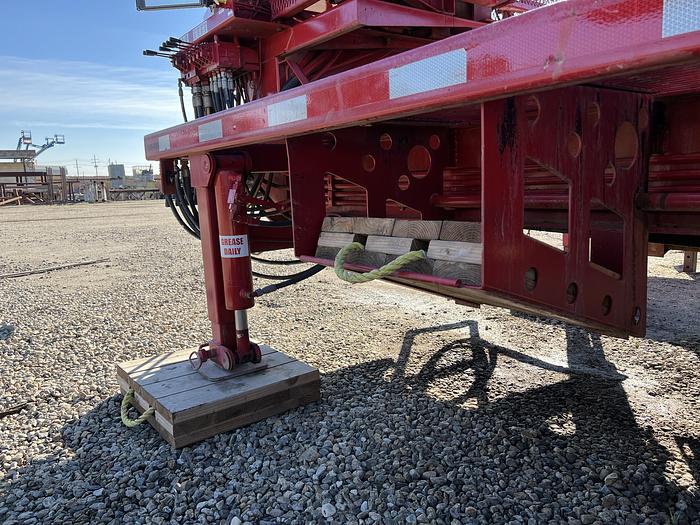 Used 2013 Hawker Pipe Handler