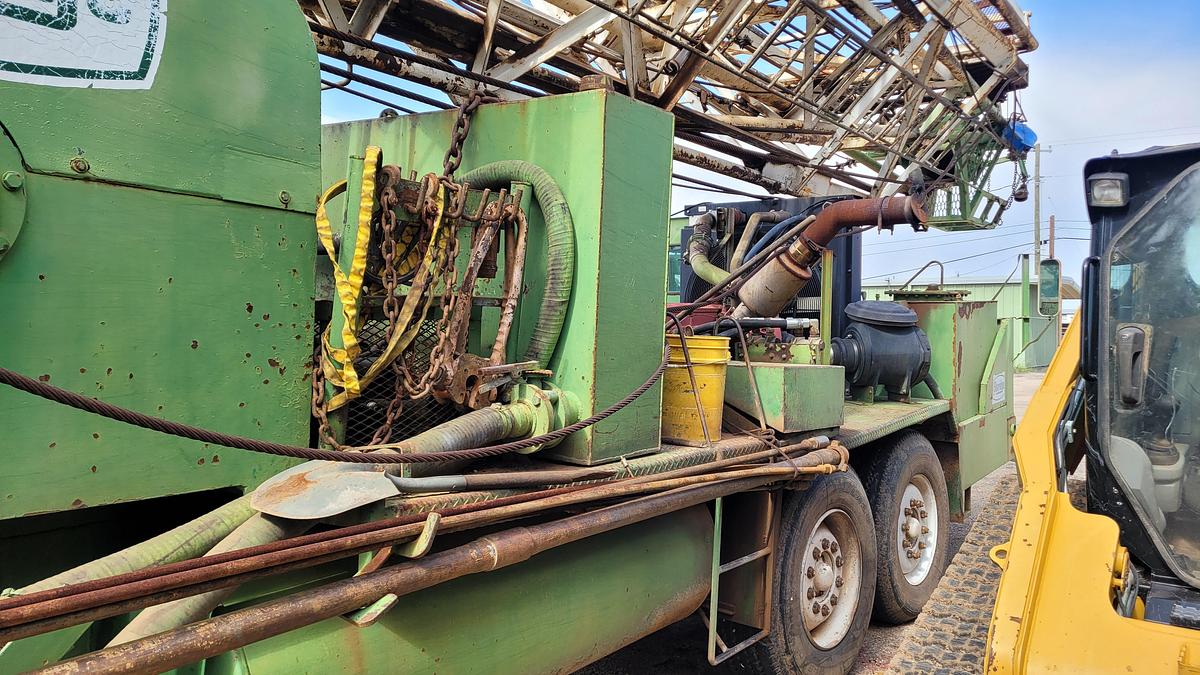 Used 1980 Franks 1287 Workover Rig