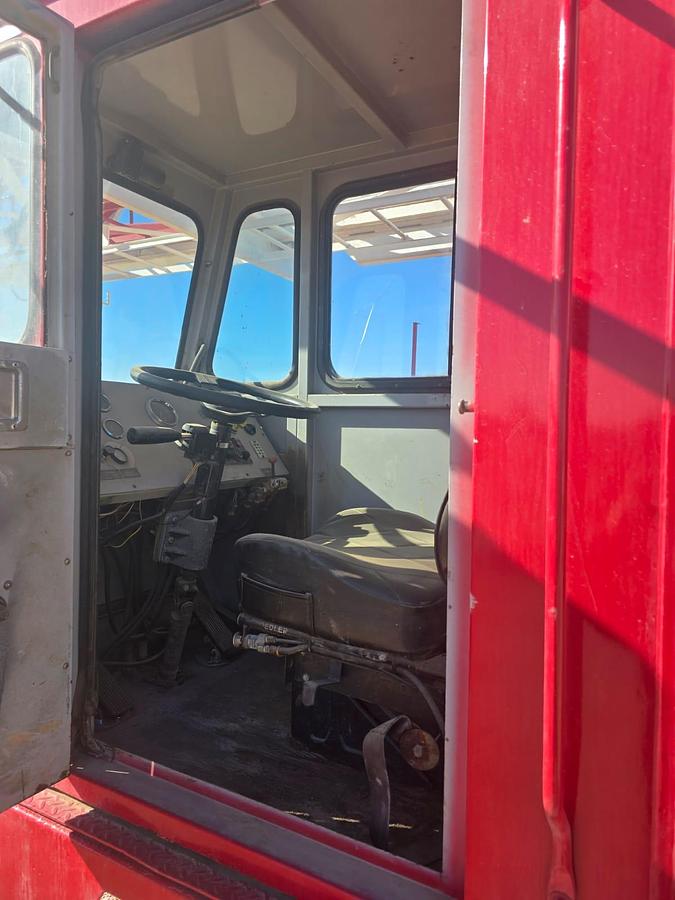 Used 2005 Crown 600 Workover Rig