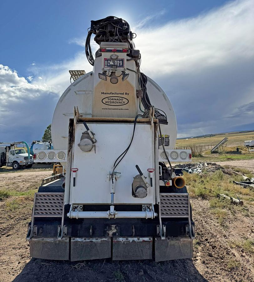 Used 2014 Tornado F4SL Hydro Excavator