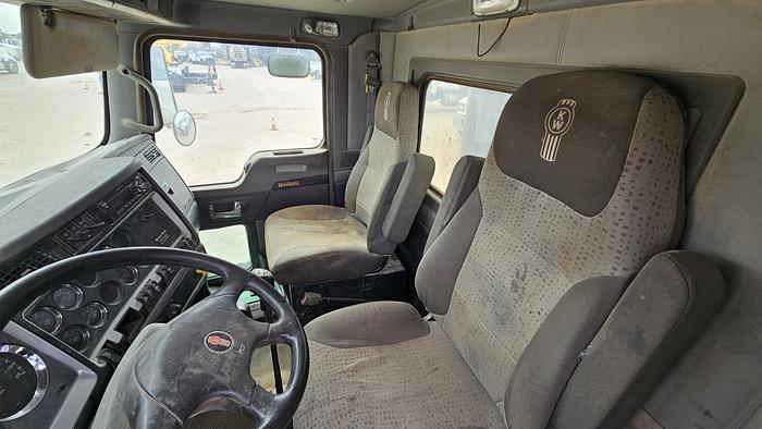 Used 2015 Guzzler Vacuum Excavator Truck