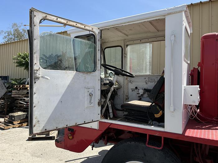 Used 1982 Franks Explorer 300 Carrier