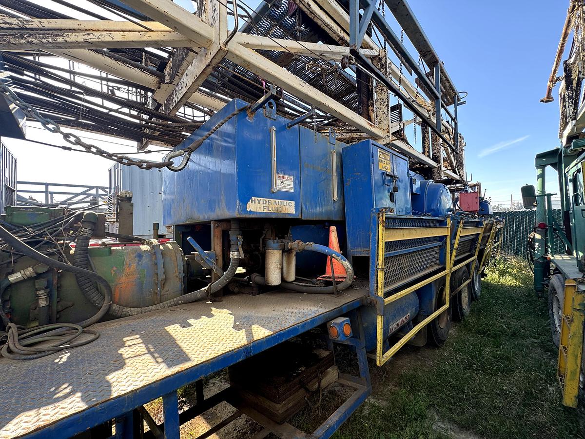 Refurbished 1985 Cooper 350 Workover Rig