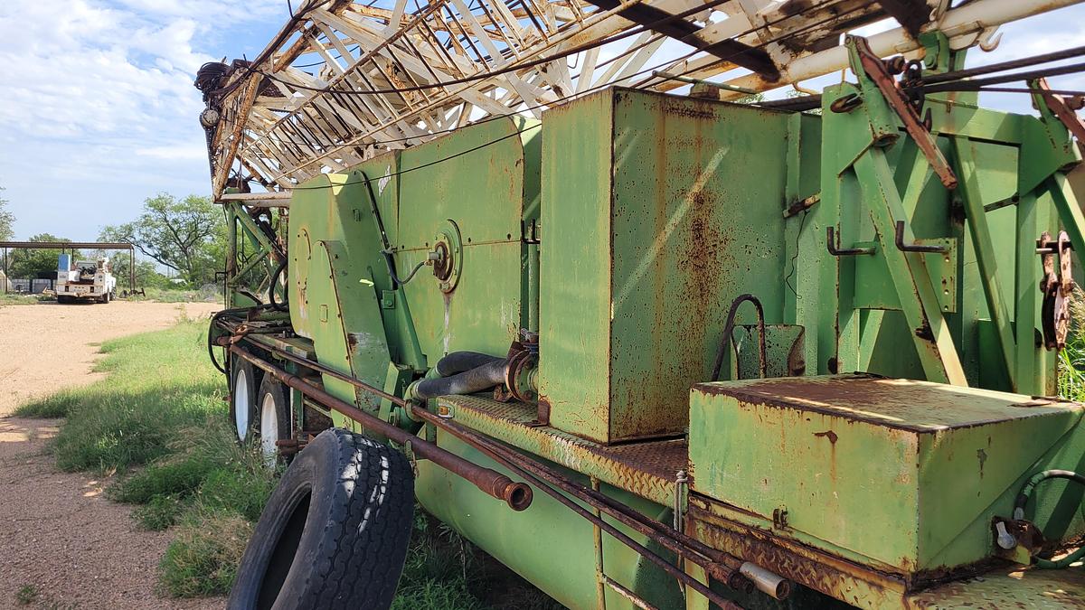 Used 1980 Franks 1287 Workover Rig