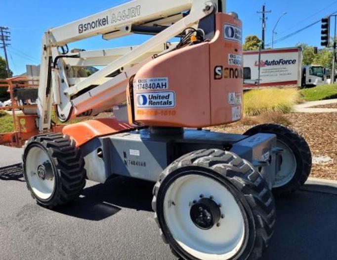 Used 45ft Articulating Boom