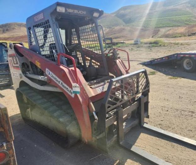 Used TAKEUCHI Track Skid Steer 