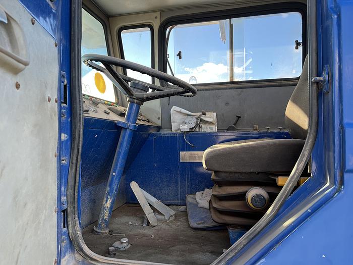 Used 2006 SJ Petro XJ400 Workover Rig