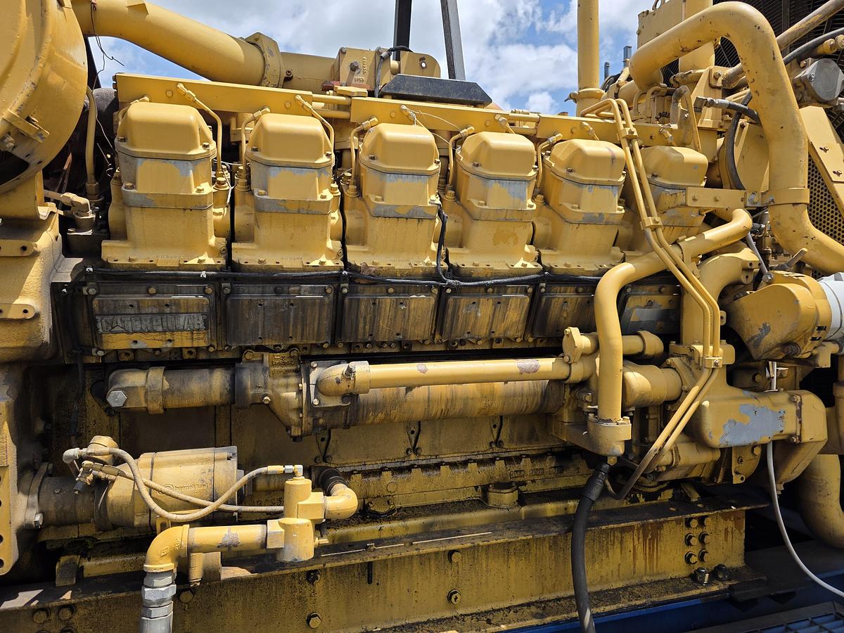 Used Skytop Brewster N-46 900 HP Drilling Rig