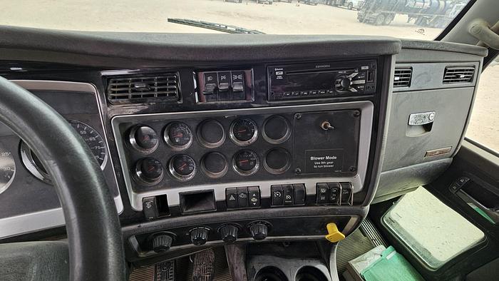 Used 2015 Guzzler Vacuum Excavator Truck