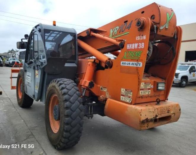 Used Reach lift 10,000 Lbs XTREME 10K