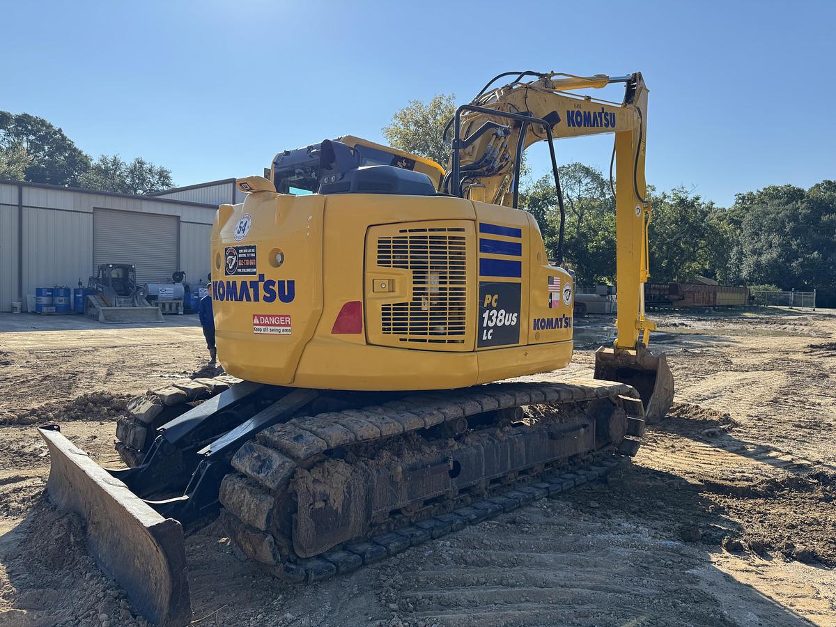 Used 2022 KOMATSU PC138-11