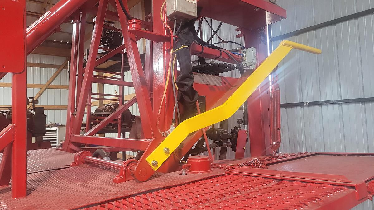 Refurbished Cameron 550 Workover Rig