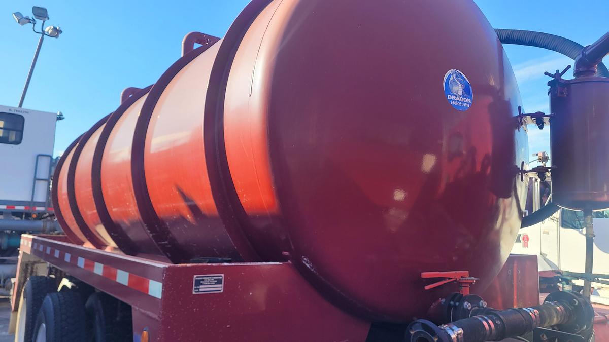 Used 2013 Mack Granite GU813 Vacuum Truck