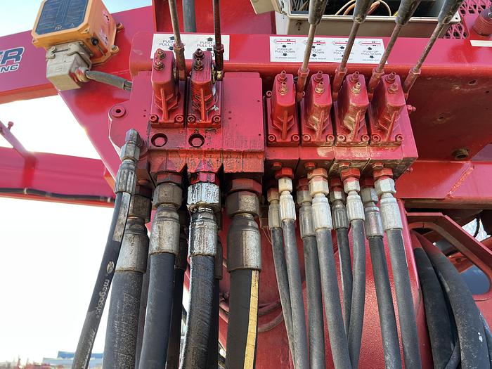 Used 2013 Hawker Pipe Handler