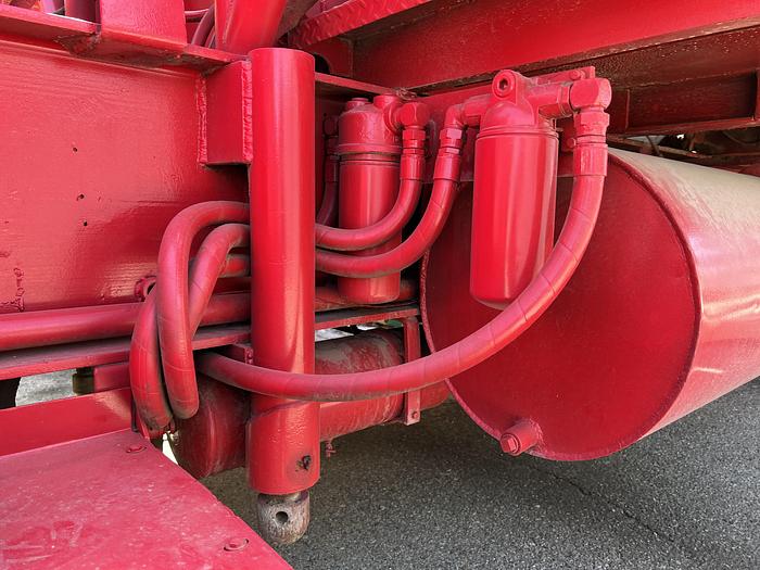 Used 1982 Franks Explorer 300 Carrier