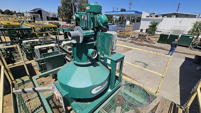 Used Derrick Vacuum Degasser