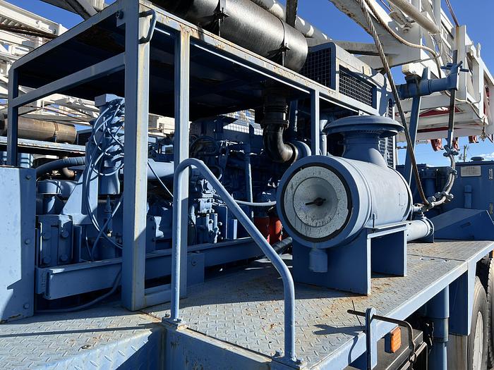 Used 2006 SJ Petro XJ400 Workover Rig