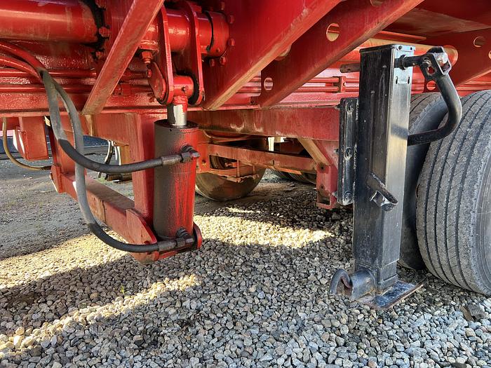 Used 2013 Hawker Pipe Handler