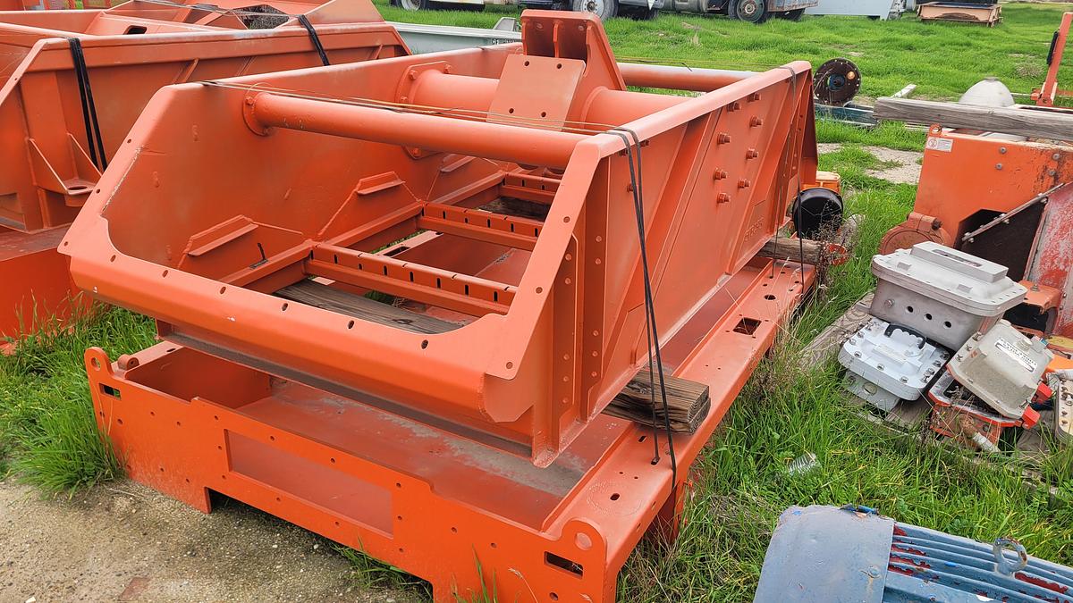Used MI SWACO Mongoose Shaker Bed