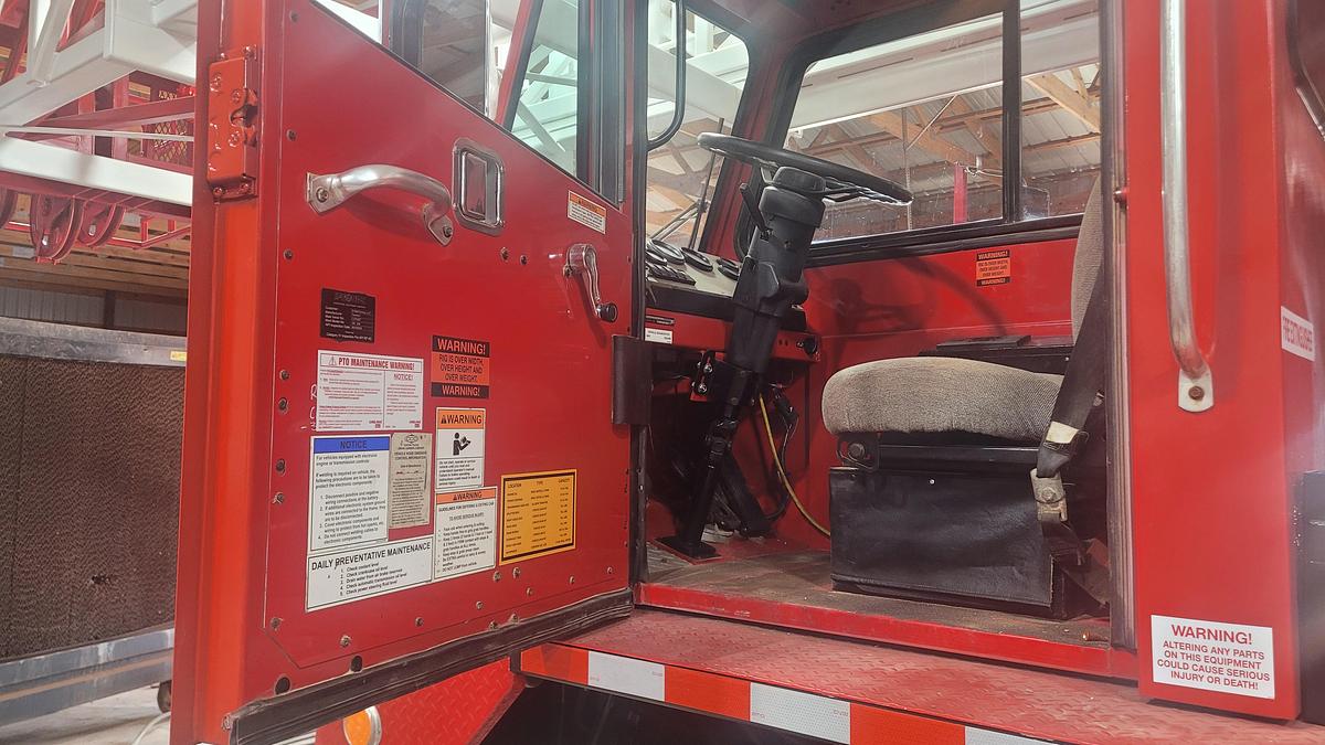 Refurbished Cameron 550 Workover Rig