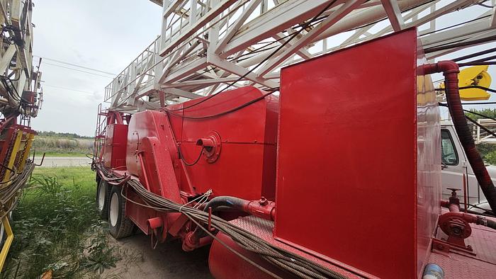 Used 2004 Franks 1287 Workover Rig