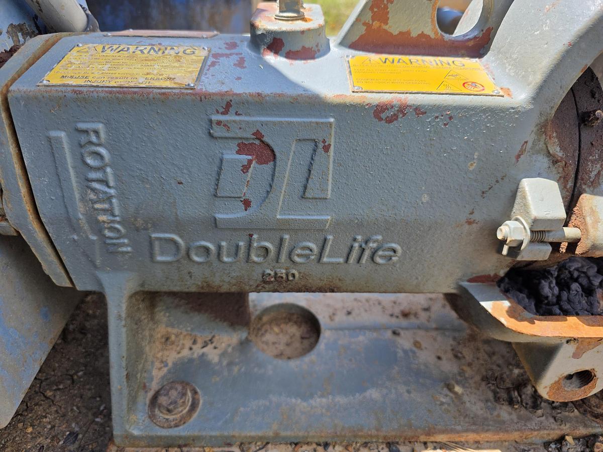 Used Skytop Brewster N-46 900 HP Drilling Rig