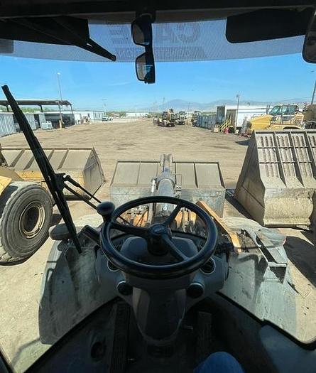 Used Case 821G 4 yard wheel loader