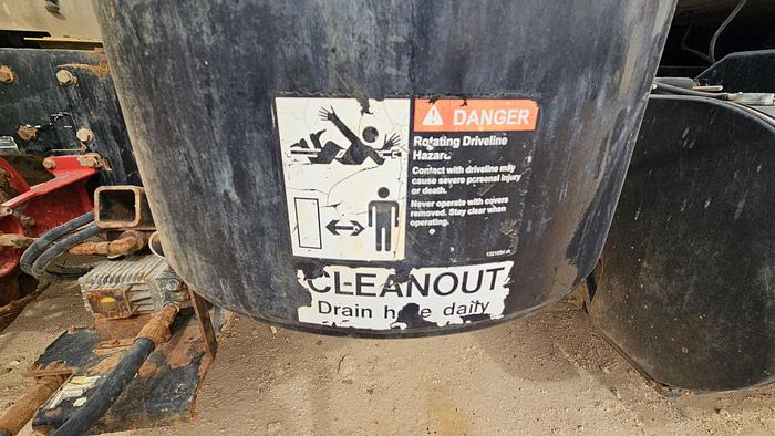 Used 2015 Guzzler Vacuum Excavator Truck