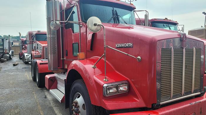 Used Kenworth T800