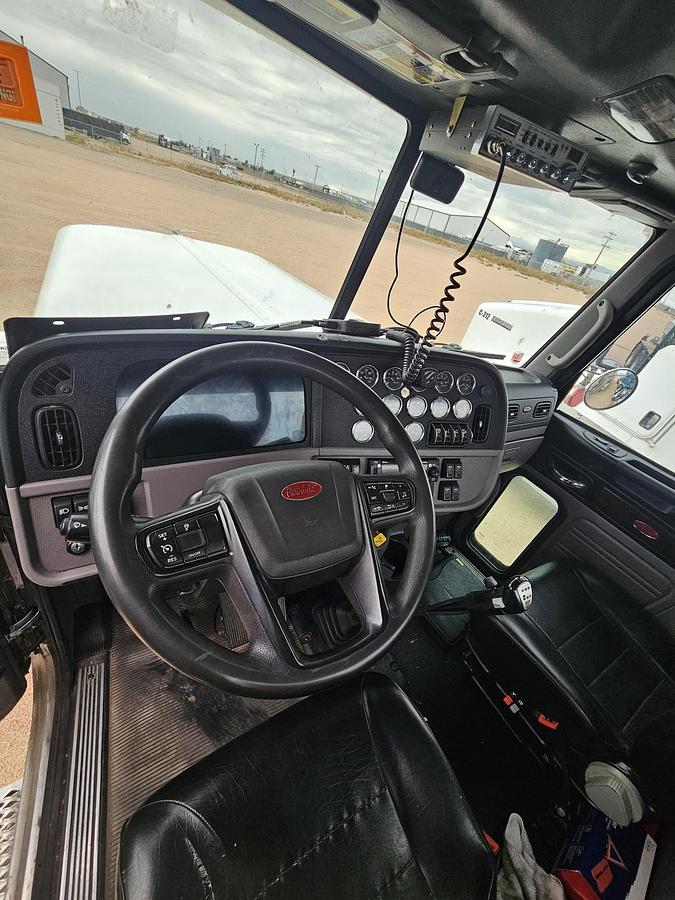 Used 2023 Peterbilt 389 Day Cab Truck