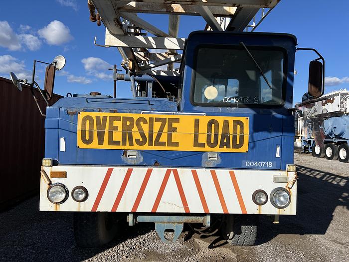 Used 2006 SJ Petro XJ400 Workover Rig