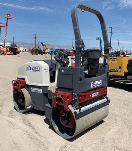 Used Smooth drum roller