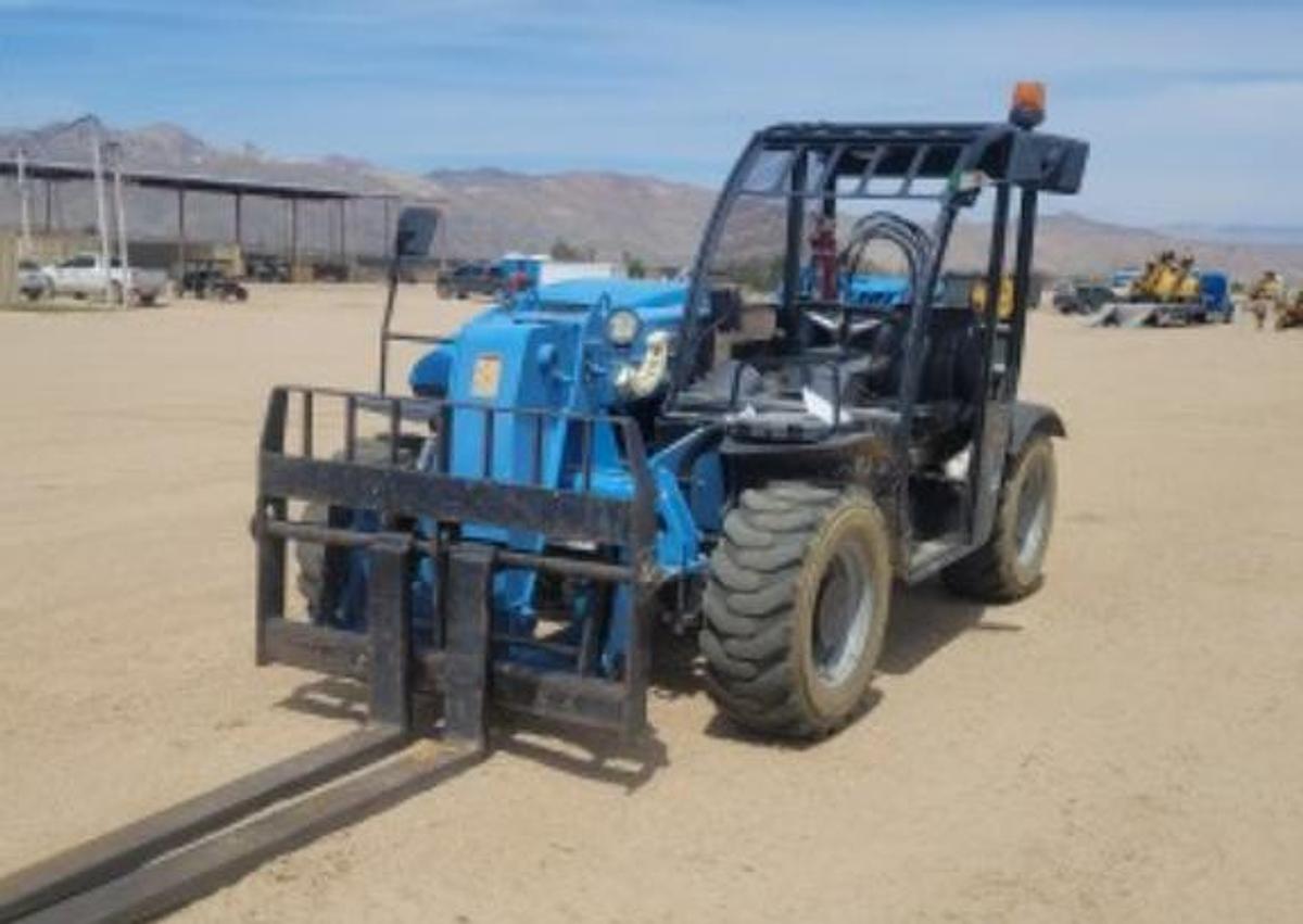 Used 2017 Genie GTH-5519 5k Reach forklift