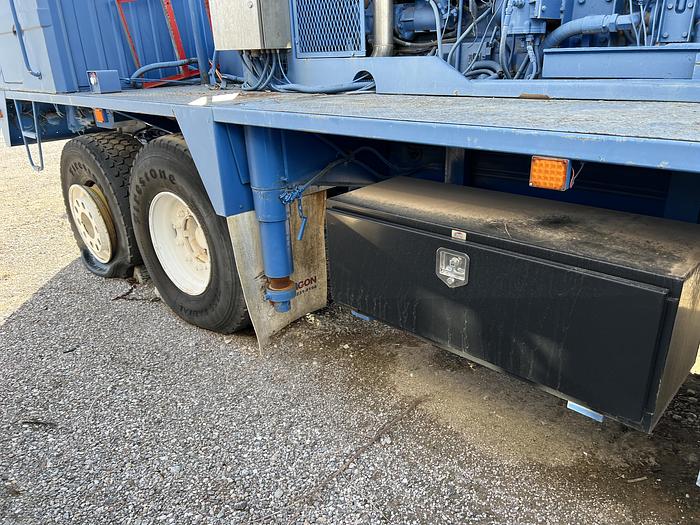 Used 2006 SJ Petro XJ400 Workover Rig