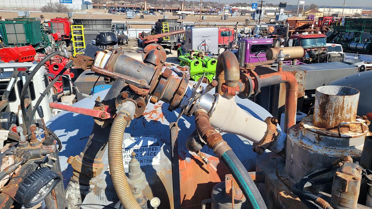 Used 2008 International Cement Pumper