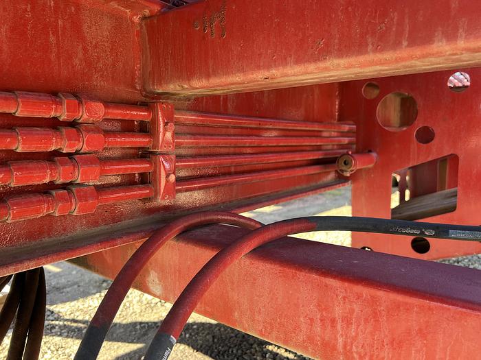 Used 2013 Hawker Pipe Handler