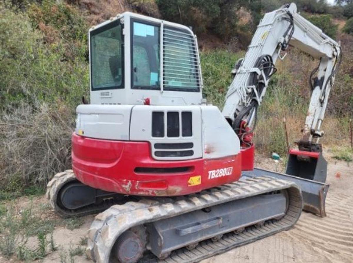 Used 2019 TAKEUCHI TB280FR