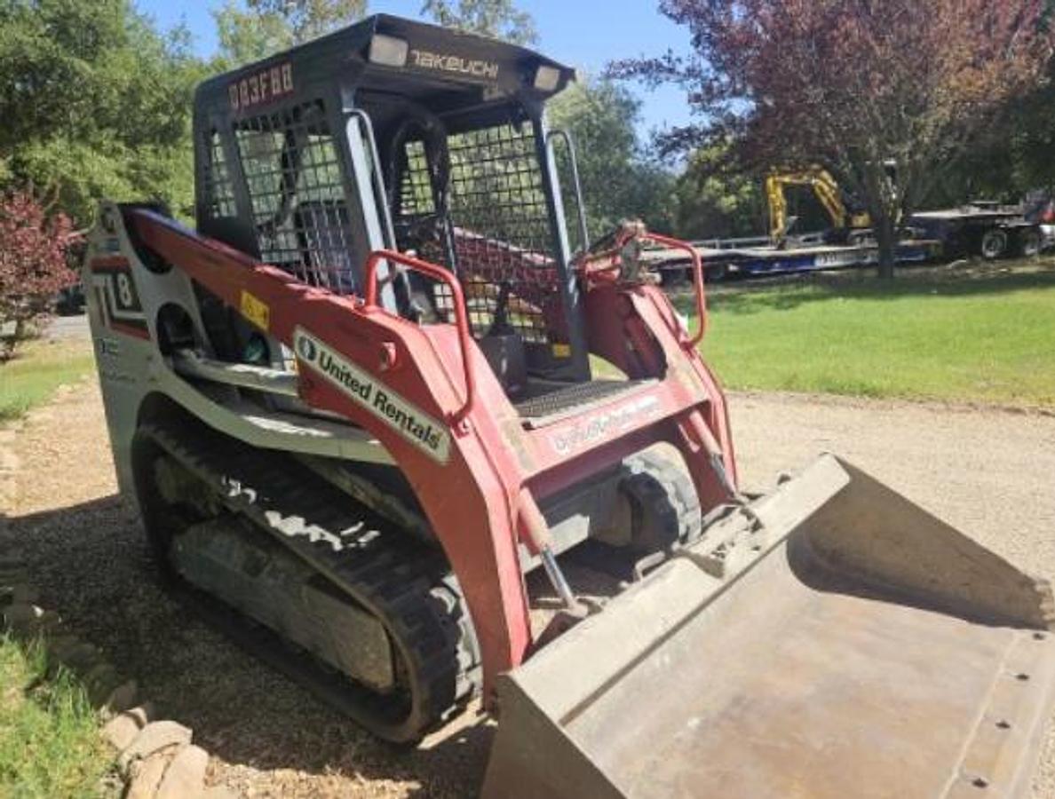 Used 2019 TAKEUCHI TL8W TRACK SKID STEER