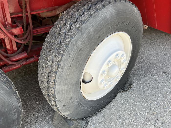 Used 1982 Franks Explorer 300 Carrier