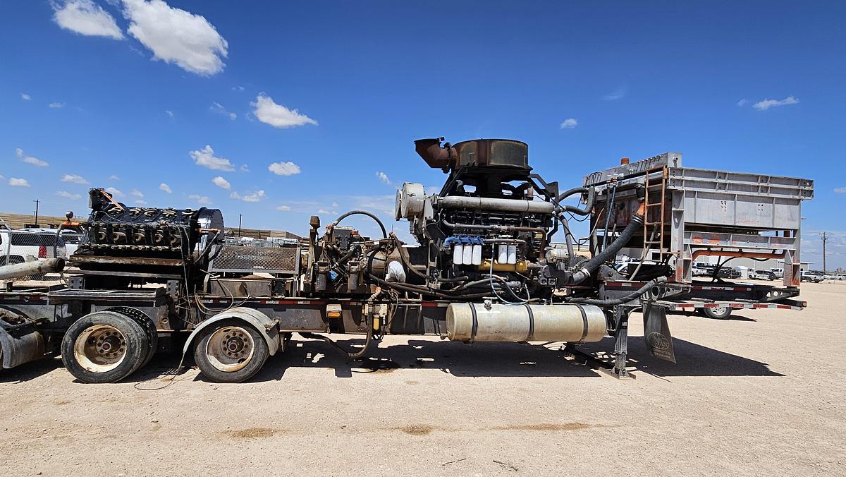 Used 2011 Caterpillar Gardner Denver 2500 Frac Pump