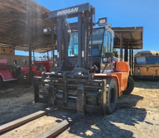 Used Doosan D160S-7 36,000 LBS forklift