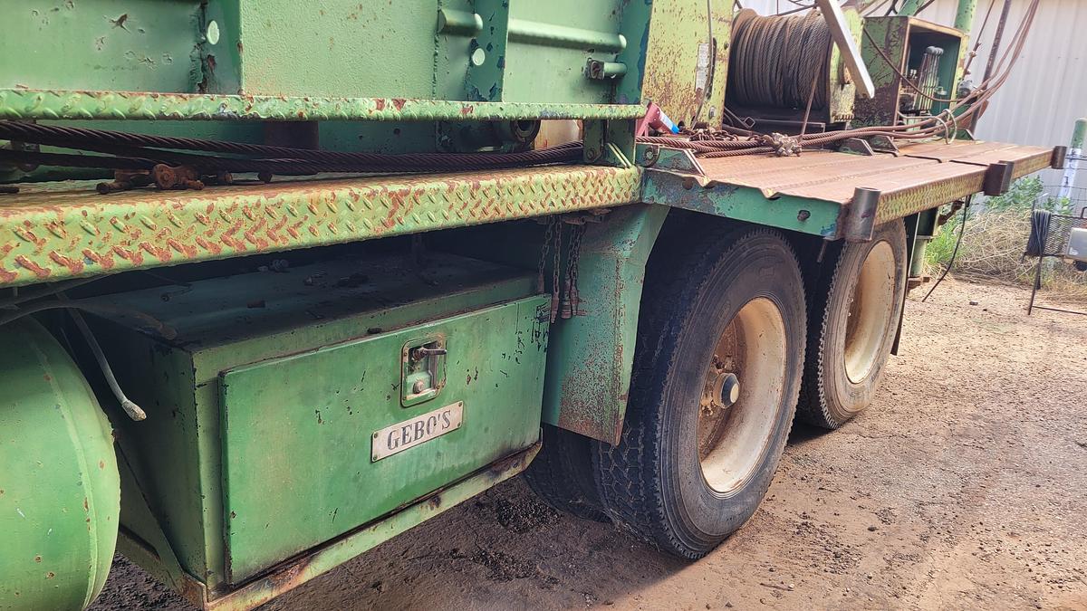 Used 1980 Franks 300 Workover Rig