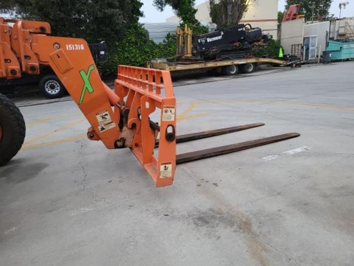 Used Reach lift 10,000 Lbs XTREME 10K